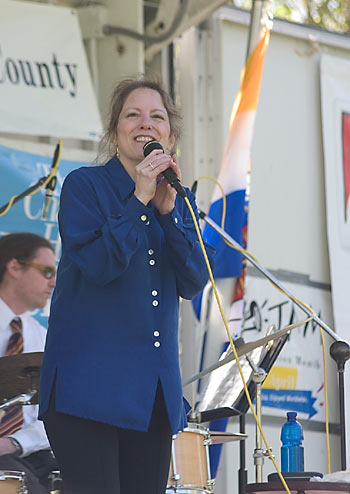 Reeves-Hillsborough-Fest-04