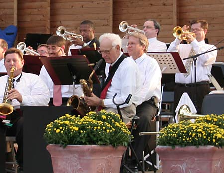 Trumpets trading fours